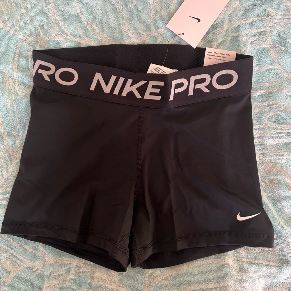 Nike Pro Women's Athletic Black Shorts 3 inch length